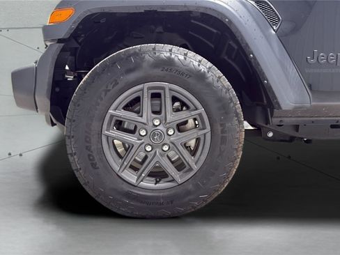 Used 2024 Jeep Wrangler Unlimited Sport AWD/4WD image 25