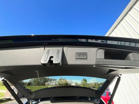 Used 2021 Volkswagen Atlas SEL Premium AWD/4WD image 12