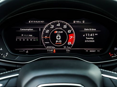 Used 2020 Audi SQ5 Premium Plus w/ Premium Plus Package image 19