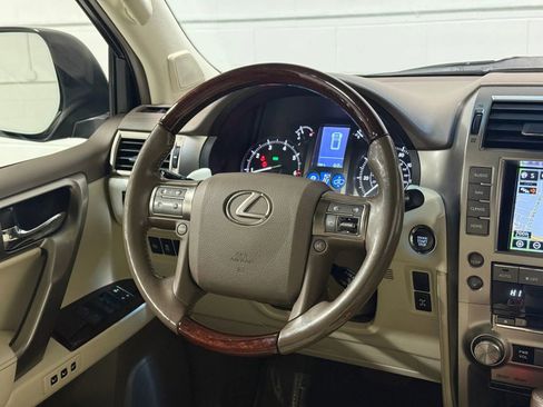 Used 2017 Lexus GX 460 Luxury image 22