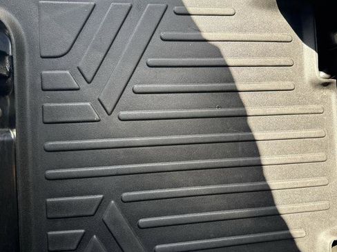 Used 2017 RAM 2500 Laramie w/ Off Road Package image 24