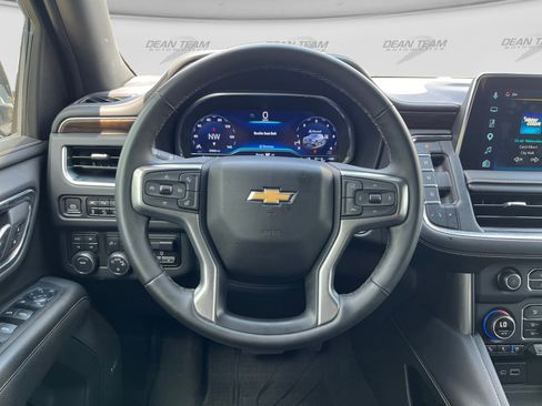 Used 2024 Chevrolet Tahoe Premier AWD/4WD image 12