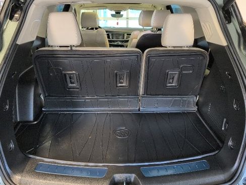 Certified 2023 Buick Enclave Avenir image 33