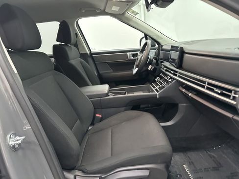 Used 2024 Hyundai Santa Fe SE FWD image 25