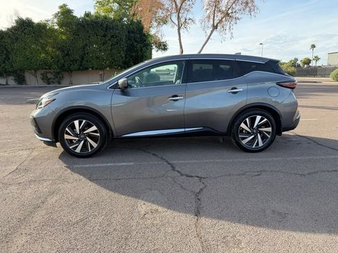 Used 2022 Nissan Murano SL w/ SL Moonroof Package image 5