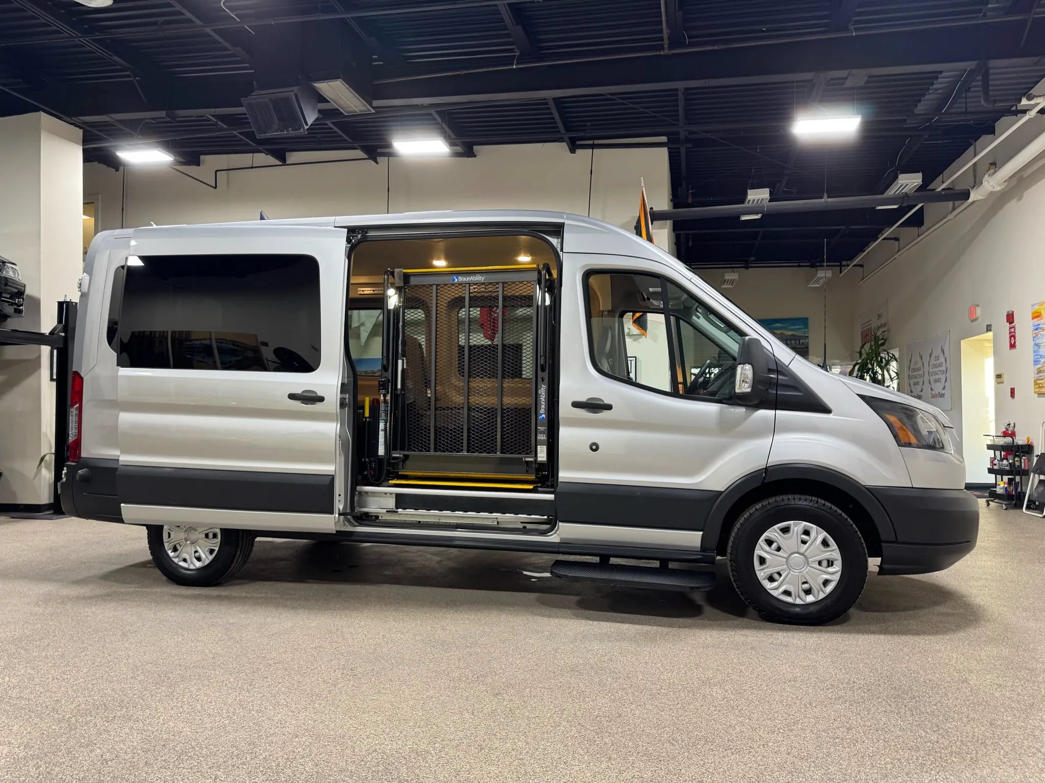Used 2015 Ford Transit 350 148 Medium Roof RWD image 44