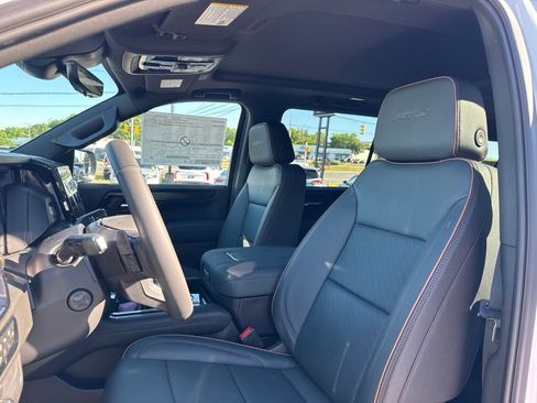 New 2026 GMC Yukon XL AT4 w/ AT4 Premium Package AWD/4WD image 17