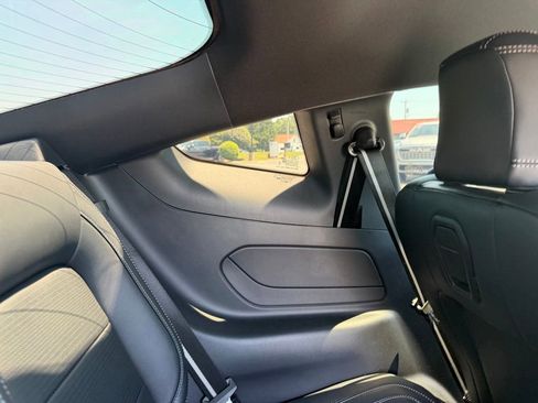 Used 2025 Ford Mustang GT Premium RWD image 35