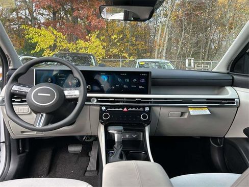 New 2026 Hyundai Tucson SEL image 6