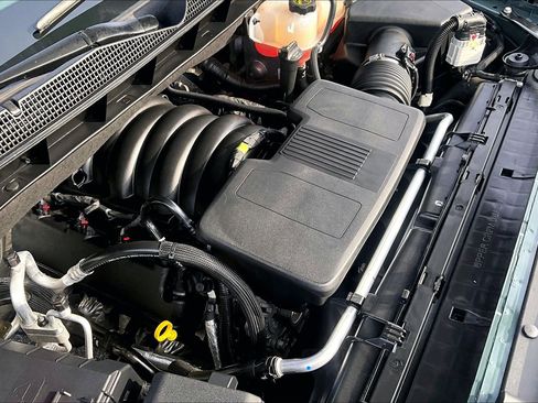 Used 2025 Chevrolet Silverado 1500 LT w/ Leather Package image 35