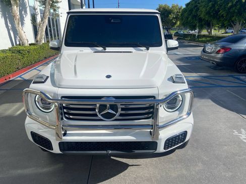 Used 2025 Mercedes-Benz G 550 image 2