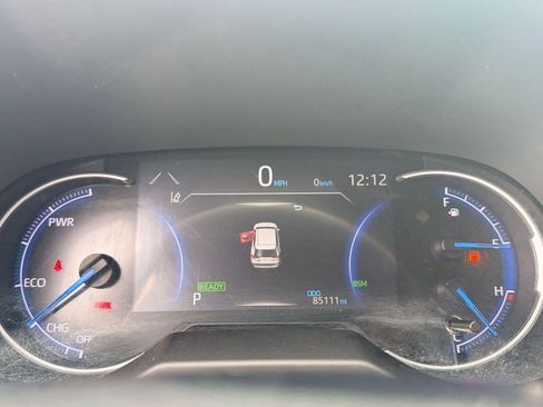 Used 2021 Toyota RAV4 XSE AWD/4WD image 18