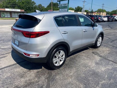 Used 2019 Kia Sportage LX image 6