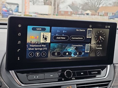 New 2025 Nissan Altima 2.5 SV w/ SV Premium Package image 17