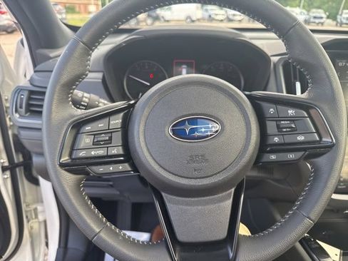 Used 2025 Subaru Forester Premium w/ Convenience Package #1 AWD/4WD image 19
