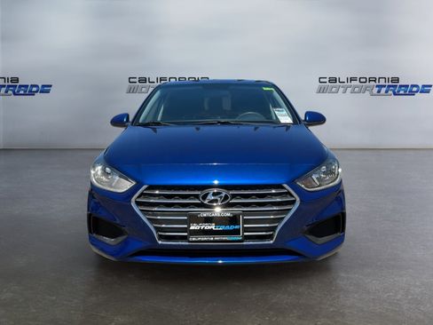 Used 2022 Hyundai Accent SE FWD image 2