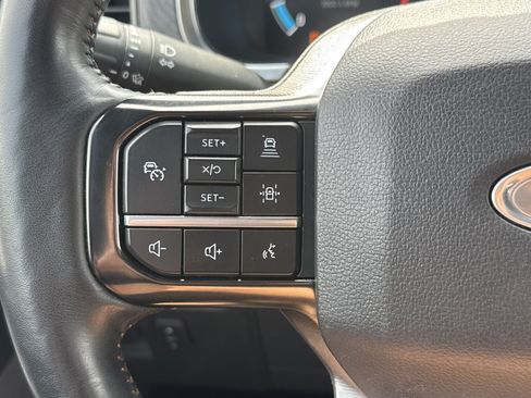 Used 2023 Ford F150 Platinum w/ Equipment Group 701A High AWD/4WD image 17