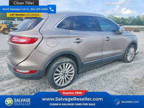 Used 2019 Lincoln MKC Premiere FWD image 4
