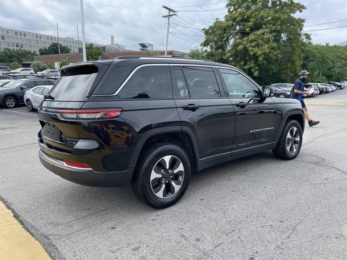 Certified 2024 Jeep Grand Cherokee Limited 4xe AWD/4WD image 8