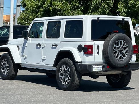 Certified 2024 Jeep Wrangler Sahara image 6