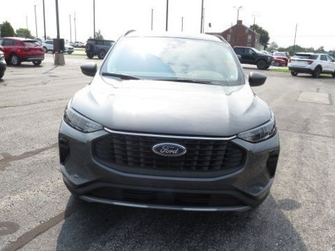 New 2025 Ford Escape Active image 11