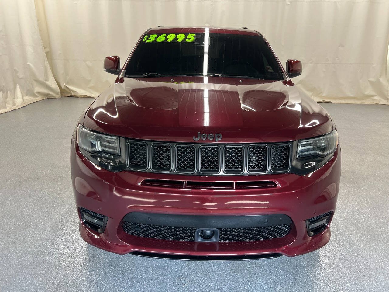 Used 2019 Jeep Grand Cherokee SRT w/ Trailer Tow Group IV AWD/4WD image 2