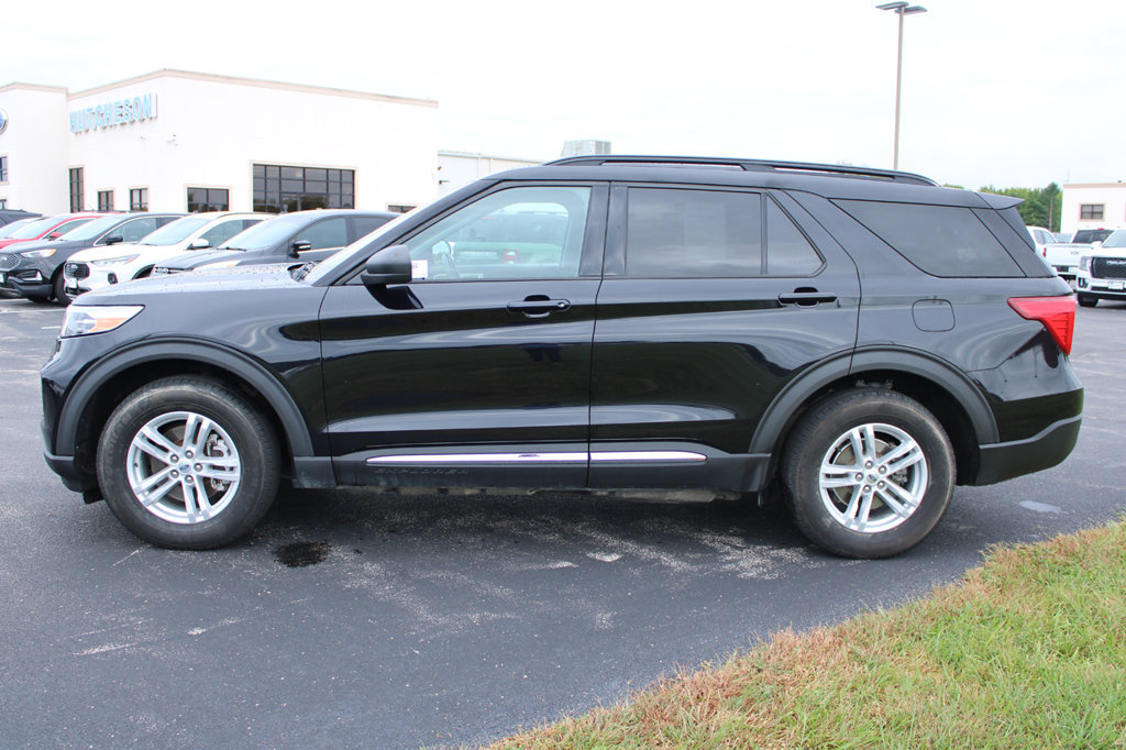 Used 2021 Ford Explorer XLT AWD/4WD image 5