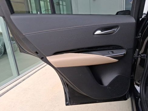 Used 2024 Cadillac XT4 Luxury w/ LPO, Floor Liner Package image 16