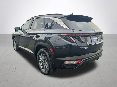 Used 2022 Hyundai Tucson Blue image 9