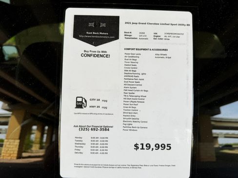 Used 2021 Jeep Grand Cherokee Limited w/ Trailer Tow Group IV image 34