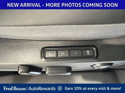 Used 2023 Volkswagen ID.4 Pro S AWD/4WD image 8
