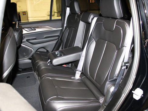 New 2026 Jeep Grand Cherokee Limited w/ Limited Altitude Package image 27