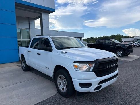 Used 2019 RAM 1500 Tradesman RWD image 3