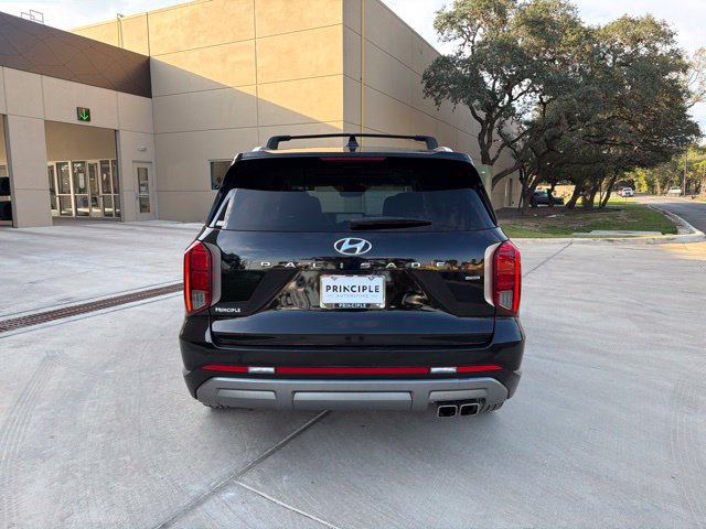 Used 2023 Hyundai Palisade SEL w/ Premium Package AWD/4WD image 3
