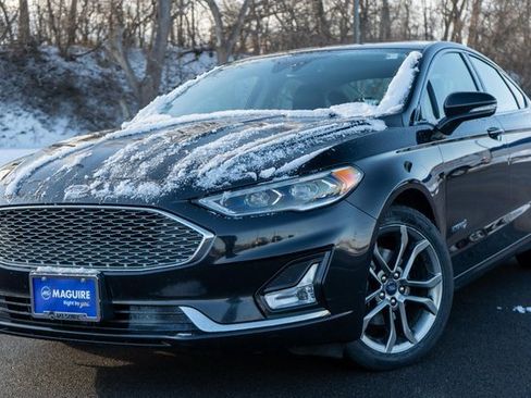 Used 2019 Ford Fusion Titanium image 1