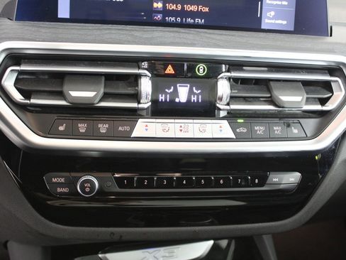 Used 2024 BMW X3 xDrive30i image 25