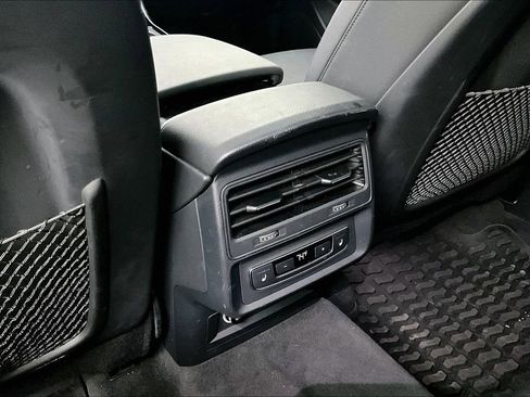 Used 2020 Audi Q7 2.0T Premium image 29