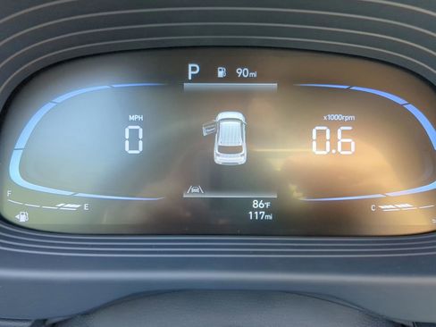 New 2025 Hyundai Venue Limited FWD image 29