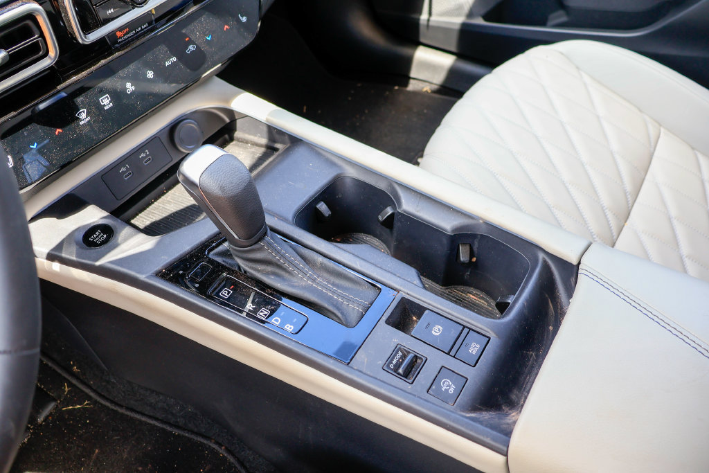 Certified 2026 Nissan Sentra SL w/ Floor Mat Package FWD image 16