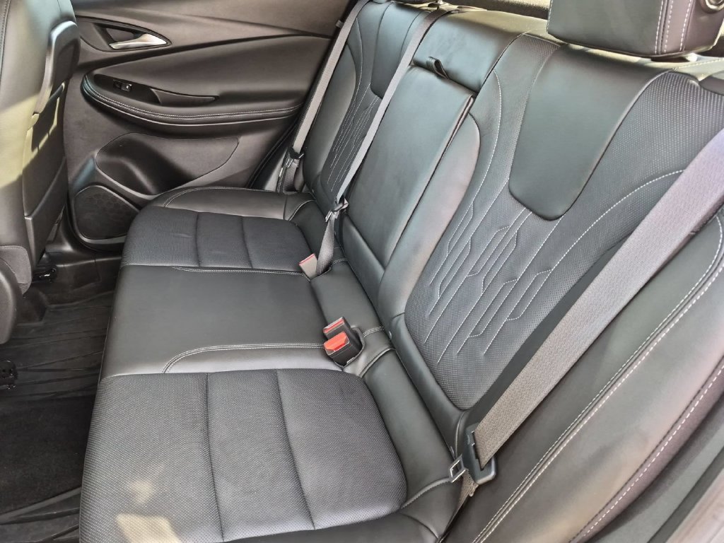 Used 2024 Buick Encore GX Avenir w/ Avenir Convenience Package AWD/4WD image 25