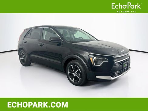 Used 2026 Kia Niro LX FWD image 1