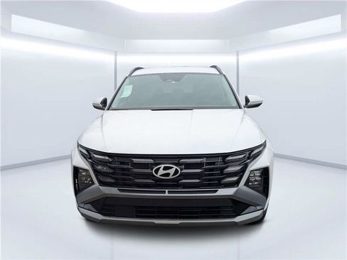 Used 2025 Hyundai Tucson SEL FWD image 8
