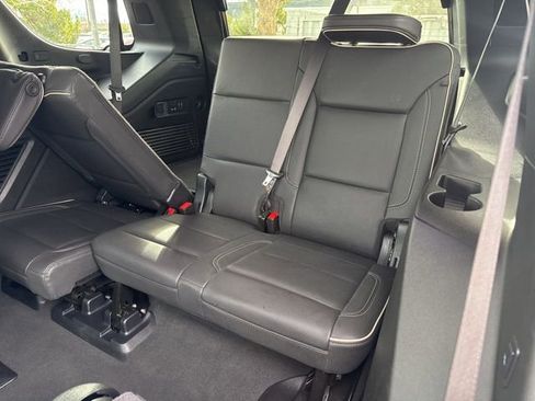 Used 2025 Chevrolet Tahoe Premier image 25