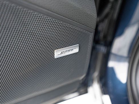 Certified 2026 Porsche Cayenne AWD/4WD image 18