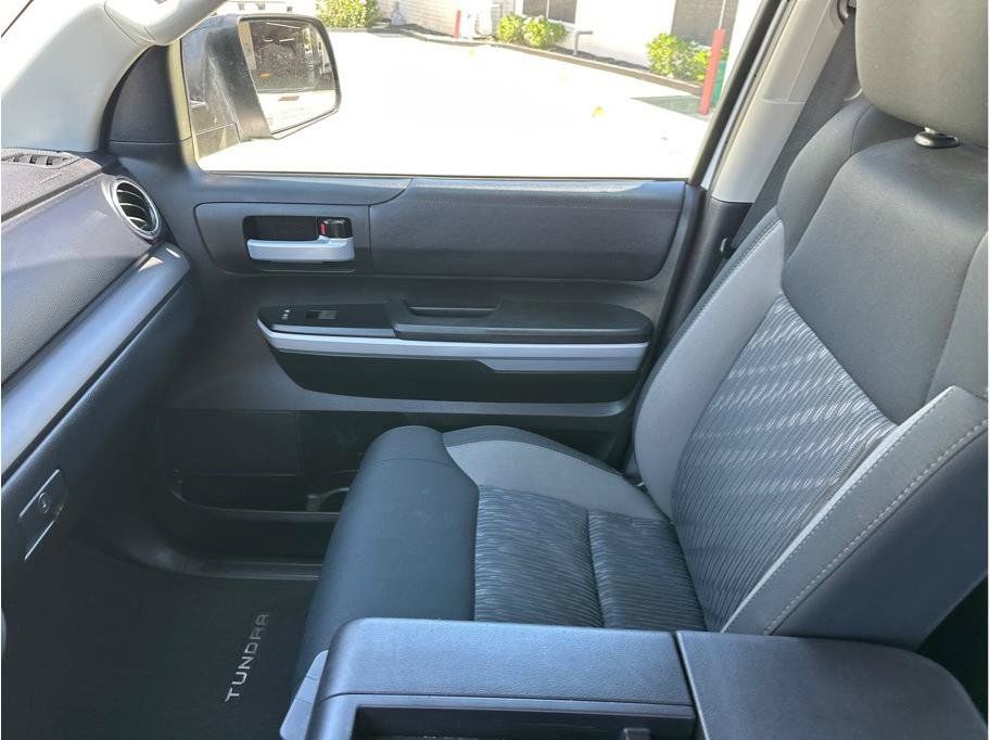 Used 2019 Toyota Tundra SR5 AWD/4WD image 21