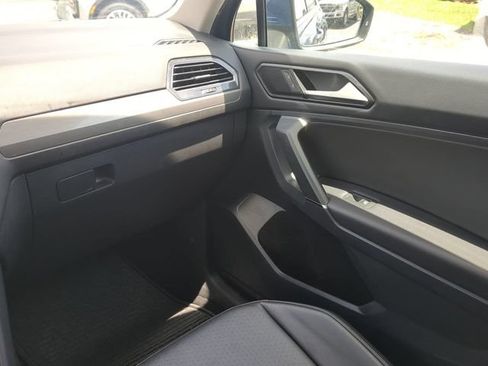 Used 2018 Volkswagen Tiguan SE FWD image 20