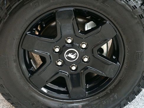 Used 2024 Ford Bronco Black Diamond AWD/4WD image 18