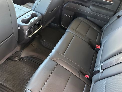 New 2025 GMC Sierra 2500 Denali w/ Denali Reserve Package image 13