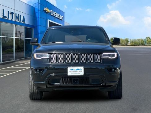 Used 2022 Jeep Grand Cherokee Laredo X AWD/4WD image 10