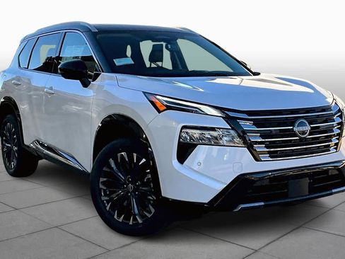 New 2026 Nissan Rogue Platinum w/ Tech Package image 2